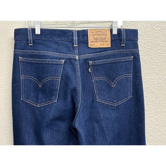 Levi's 517 Bootcut Jeans Blue Denim Classic Dark Wash Size 36 X 32.5 - Picture 4 of 12